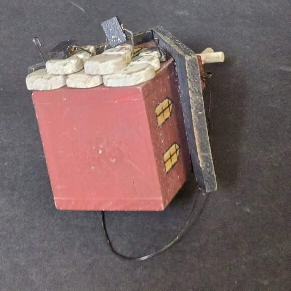 Vintage Primitive Rustic Wood Birdhouse Church Ornament Snowman Family Carolers - Picture 6 of 8